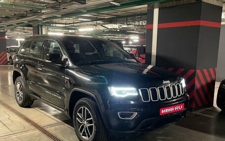 Jeep Grand Cherokee, 2018 год, 3 500 000 рублей, 1 фотография