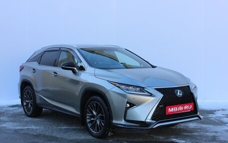 Lexus RX IV рестайлинг, 2019 год, 5 750 000 рублей, 3 фотография