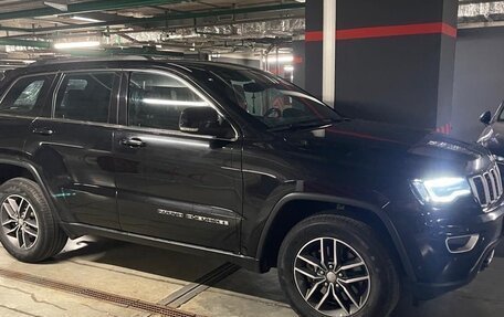 Jeep Grand Cherokee, 2018 год, 3 500 000 рублей, 2 фотография