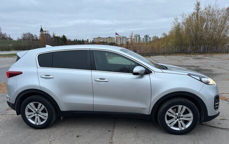 KIA Sportage IV рестайлинг, 2018 год, 2 600 000 рублей, 4 фотография