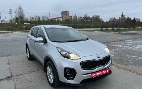 KIA Sportage IV рестайлинг, 2018 год, 2 600 000 рублей, 3 фотография