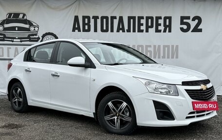 Chevrolet Cruze II, 2013 год, 790 000 рублей, 3 фотография