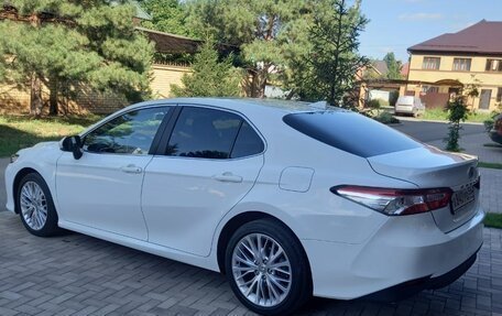 Toyota Camry, 2019 год, 2 650 000 рублей, 4 фотография