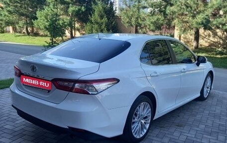 Toyota Camry, 2019 год, 2 650 000 рублей, 3 фотография