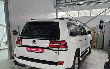 Toyota Land Cruiser 200, 2016 год, 6 500 000 рублей, 2 фотография