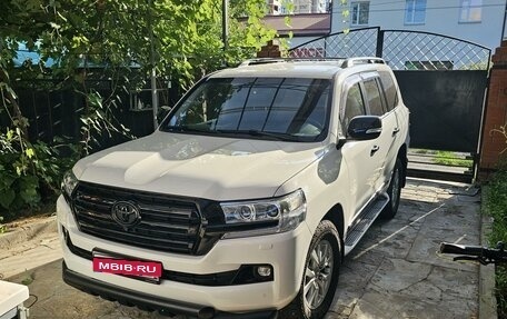 Toyota Land Cruiser 200, 2016 год, 6 500 000 рублей, 3 фотография