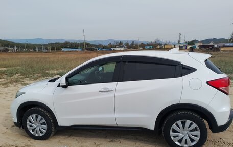 Honda Vezel, 2014 год, 1 650 000 рублей, 12 фотография