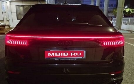 Audi RS Q8 I, 2021 год, 13 000 000 рублей, 3 фотография