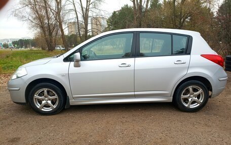 Nissan Tiida, 2011 год, 890 000 рублей, 2 фотография