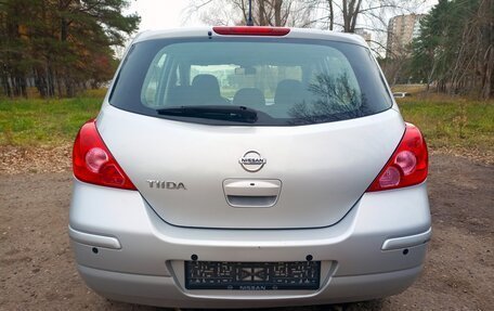 Nissan Tiida, 2011 год, 890 000 рублей, 4 фотография