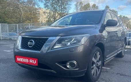 Nissan Pathfinder, 2014 год, 1 549 000 рублей, 10 фотография