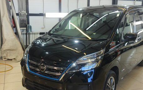 Nissan Serena IV, 2021 год, 2 700 000 рублей, 3 фотография