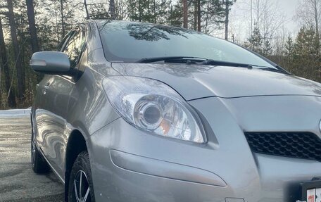 Toyota Vitz, 2009 год, 850 000 рублей, 2 фотография