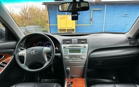 Toyota Camry, 2011 год, 1 650 000 рублей, 13 фотография