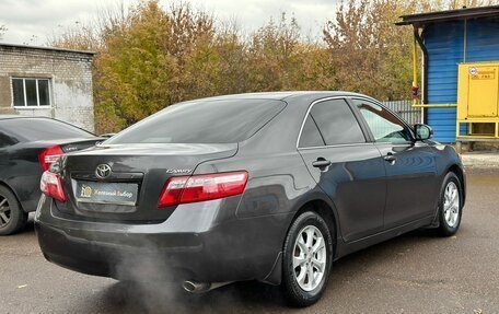 Toyota Camry, 2011 год, 1 650 000 рублей, 6 фотография