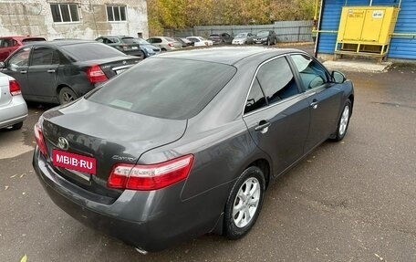 Toyota Camry, 2011 год, 1 650 000 рублей, 5 фотография