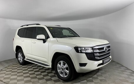 Toyota Land Cruiser, 2023 год, 11 000 000 рублей, 3 фотография