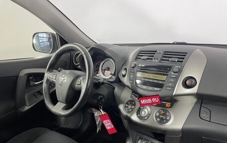 Toyota RAV4, 2012 год, 1 739 000 рублей, 18 фотография