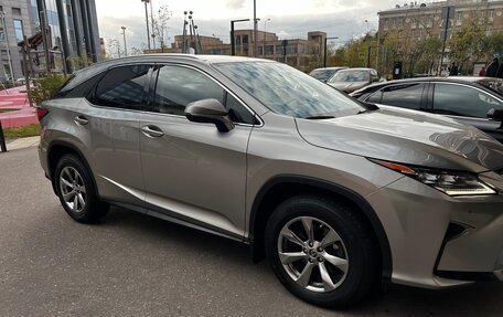 Lexus RX IV рестайлинг, 2019 год, 4 800 000 рублей, 8 фотография