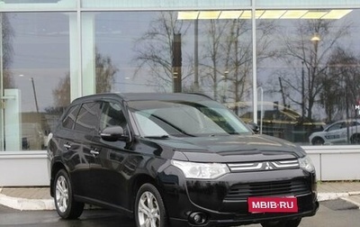 Mitsubishi Outlander III рестайлинг 3, 2013 год, 1 690 000 рублей, 1 фотография