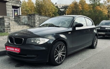 BMW 1 серия, 2007 год, 930 000 рублей, 4 фотография