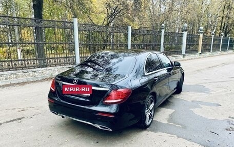 Mercedes-Benz E-Класс, 2019 год, 3 400 000 рублей, 4 фотография