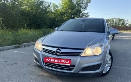 Opel Astra H, 2009 год, 710 000 рублей, 2 фотография