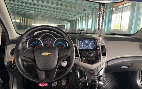 Chevrolet Cruze II, 2012 год, 900 000 рублей, 7 фотография