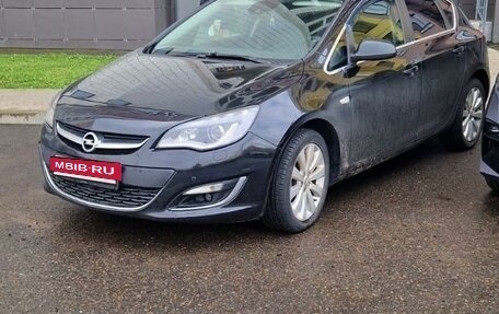 Opel Astra J, 2015 год, 1 100 000 рублей, 6 фотография