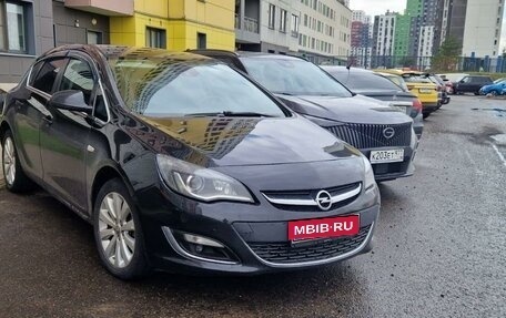 Opel Astra J, 2015 год, 1 100 000 рублей, 9 фотография