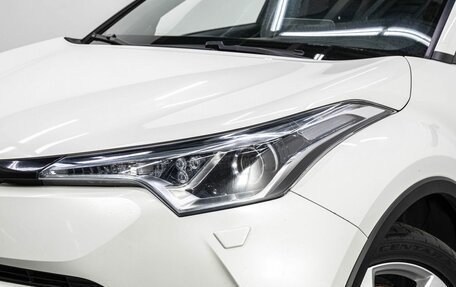 Toyota C-HR I рестайлинг, 2018 год, 2 075 000 рублей, 8 фотография