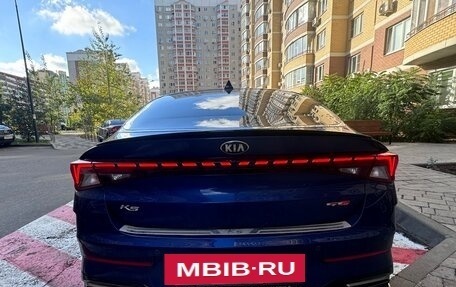 KIA K5, 2021 год, 2 750 000 рублей, 26 фотография