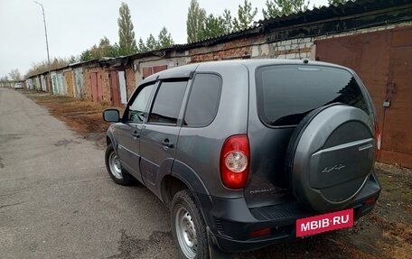 Chevrolet Niva I рестайлинг, 2016 год, 835 000 рублей, 5 фотография