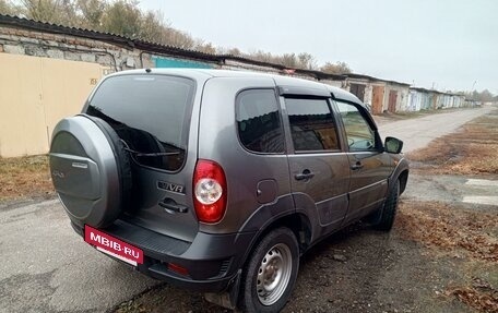 Chevrolet Niva I рестайлинг, 2016 год, 835 000 рублей, 4 фотография