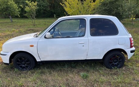 Nissan March II, 2001 год, 130 000 рублей, 4 фотография