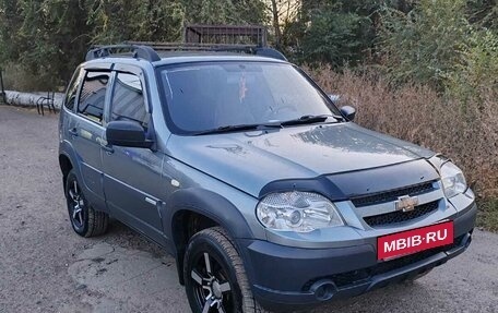 Chevrolet Niva I рестайлинг, 2012 год, 650 000 рублей, 5 фотография