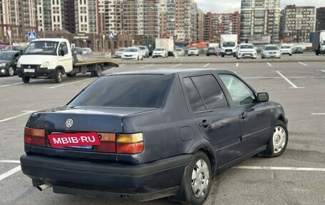 Volkswagen Vento, 1993 год, 110 000 рублей, 4 фотография