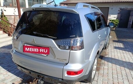 Mitsubishi Outlander III рестайлинг 3, 2010 год, 1 450 000 рублей, 5 фотография