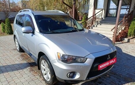 Mitsubishi Outlander III рестайлинг 3, 2010 год, 1 450 000 рублей, 6 фотография