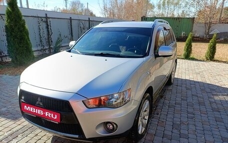 Mitsubishi Outlander III рестайлинг 3, 2010 год, 1 450 000 рублей, 1 фотография