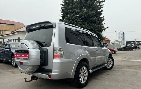 Mitsubishi Pajero IV, 2011 год, 2 200 000 рублей, 4 фотография