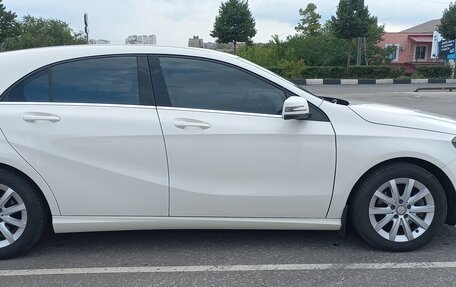 Mercedes-Benz A-Класс, 2014 год, 1 650 000 рублей, 4 фотография