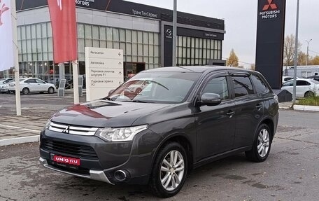 Mitsubishi Outlander III рестайлинг 3, 2014 год, 1 532 700 рублей, 1 фотография