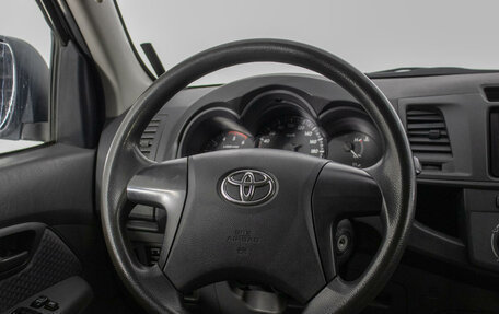 Toyota Hilux VII, 2013 год, 1 730 000 рублей, 13 фотография