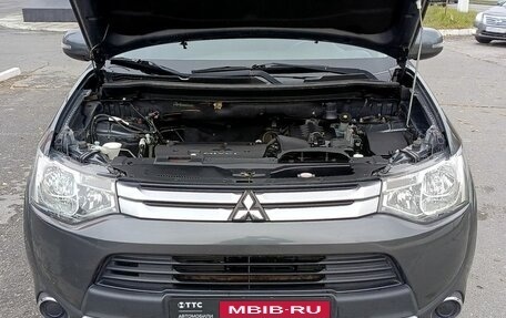 Mitsubishi Outlander III рестайлинг 3, 2014 год, 1 532 700 рублей, 9 фотография