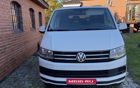 Volkswagen Caravelle T6 рестайлинг, 2019 год, 4 000 000 рублей, 22 фотография