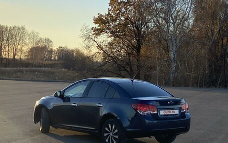 Chevrolet Cruze II, 2010 год, 597 000 рублей, 6 фотография