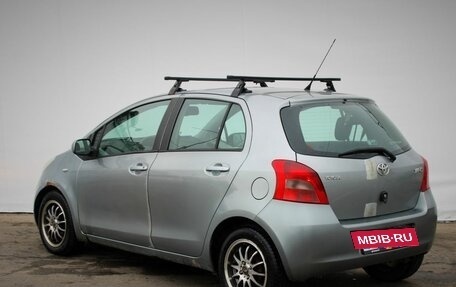 Toyota Yaris III рестайлинг, 2008 год, 550 000 рублей, 5 фотография