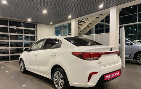 KIA Rio IV, 2019 год, 1 640 000 рублей, 5 фотография