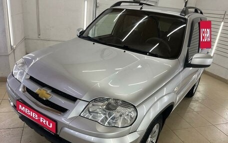 Chevrolet Niva I рестайлинг, 2012 год, 737 000 рублей, 1 фотография